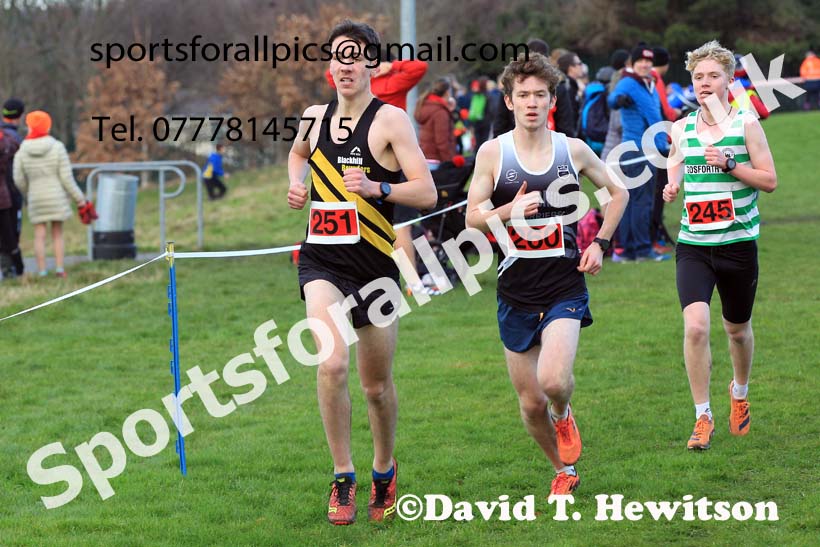 Senior mens 2022 Birtley Cross Country Relays. Photo: David T. Hewitson/Sports for All Pics